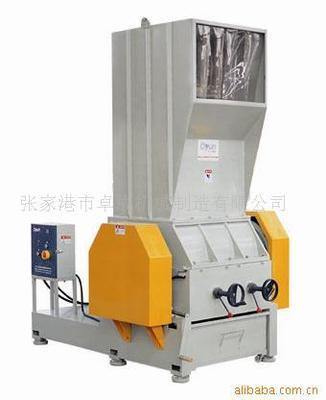 系列單螺桿擠出機;雙螺桿擠出機;PVC、PE、PPR管材生產線;PVC異型材門板多孔通信管生產線;高速混合機等;PE大_塑料擠出機 塑機輔機 _中國 江蘇 張家港市 中國江蘇省張家港錦豐民營工業園_張家港市卓成機械制造